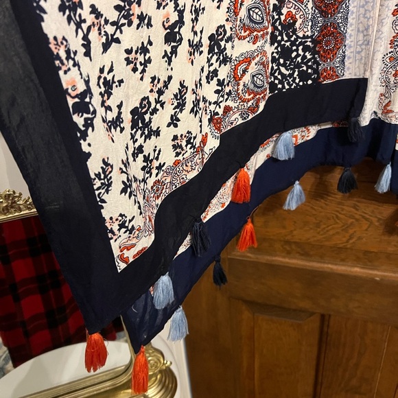 Sim and Sam Bohemian Multicolor Kimono with Tassels one size. - Picture 4 of 8